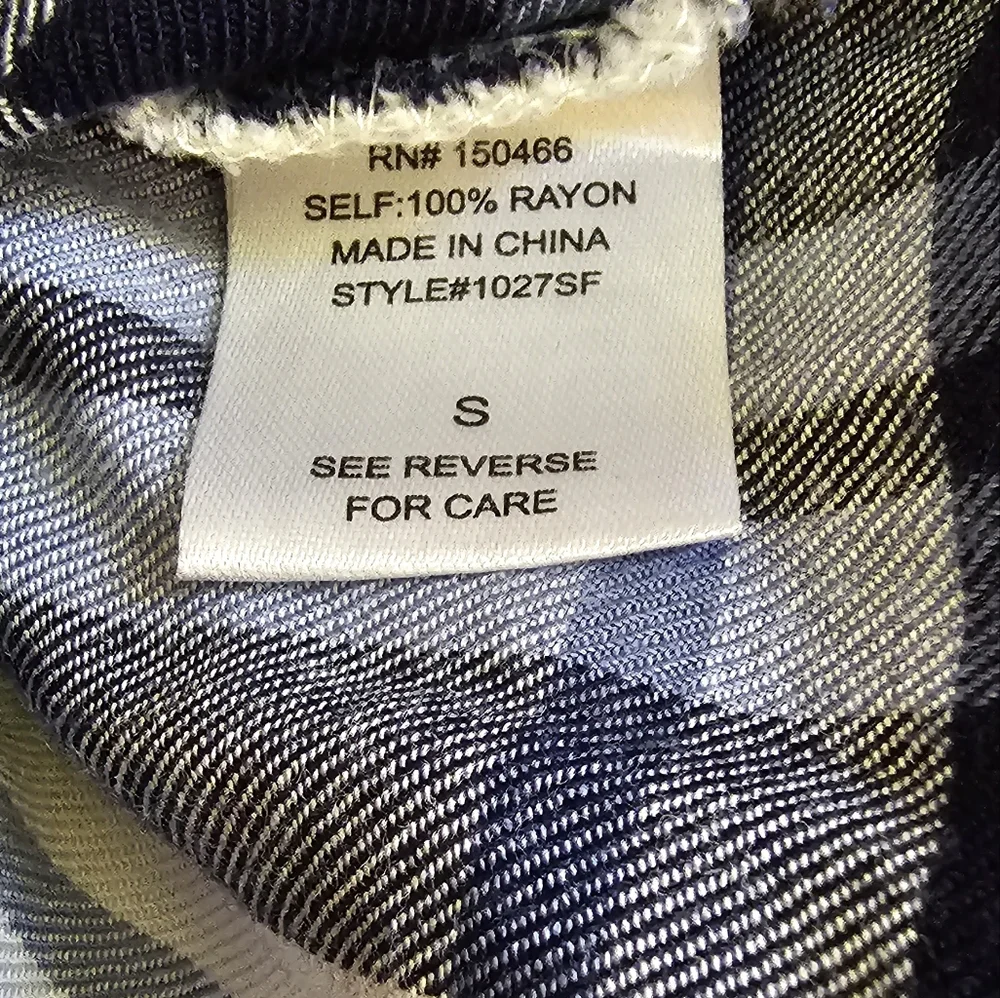 4/$20 NEW Market & Spruce Blue & White Plaid Button Down Sleeveless Blouse small - Picture 3 of 5
